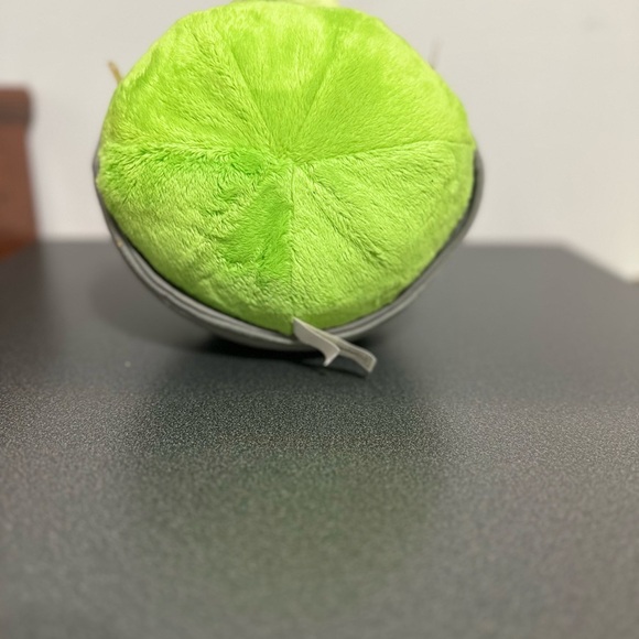 2010 Commonwealth Toys Angry Birds Classic Helmet Green Pig 5" Plush Collection - Picture 5 of 7